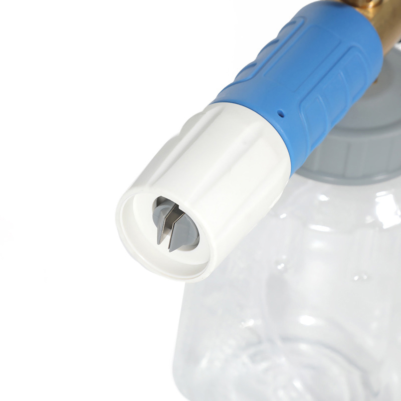 Ang hugis-sektor na may mataas na presyon ng kotse ay naghuhugas ng foam pot