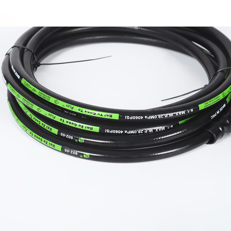 Unclogging high-pressure water pipes sa mga sewer sewer