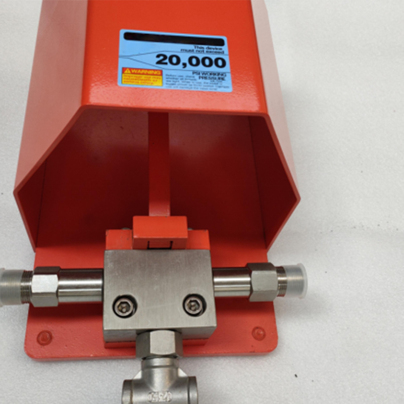 Ultrahigh pressure overflow type foot valve